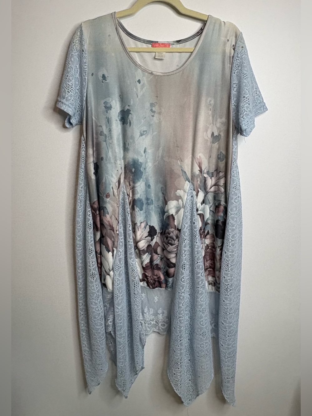 SIMPLY ASTER Long Tunic/Dress Size L Blue Floral With Lace Inserts